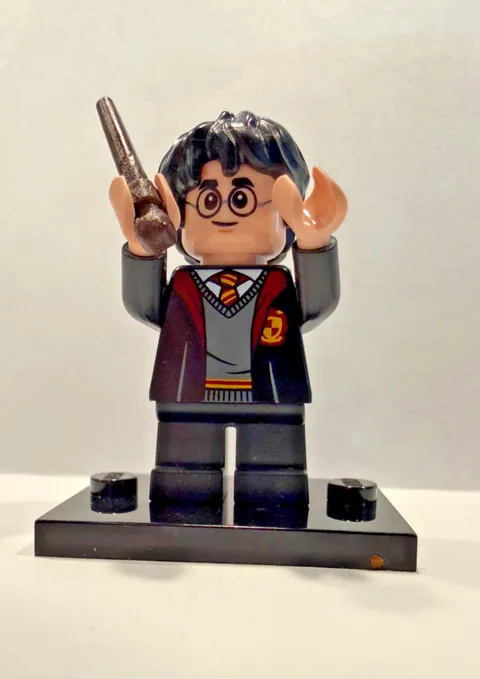 LEGO Harry Potter Minifigure HP605 NEW Gryffindor Robe - Set 76463