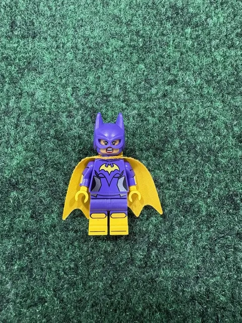 Lego DC Super Heroes Batgirl Minifigure (sh0305)