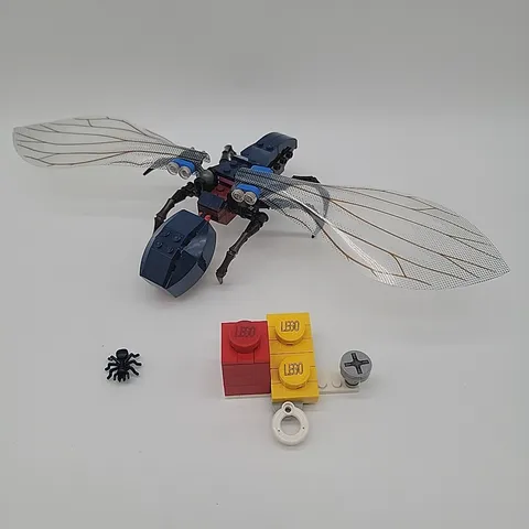 Parts + Pieces Lot LEGO 76039 Super Heroes Ant-Man Final Battle Antman