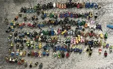 Lego minifgure bulk. 200+ mini figures!  And Tons Of minifig parts. (BULK ONLY)