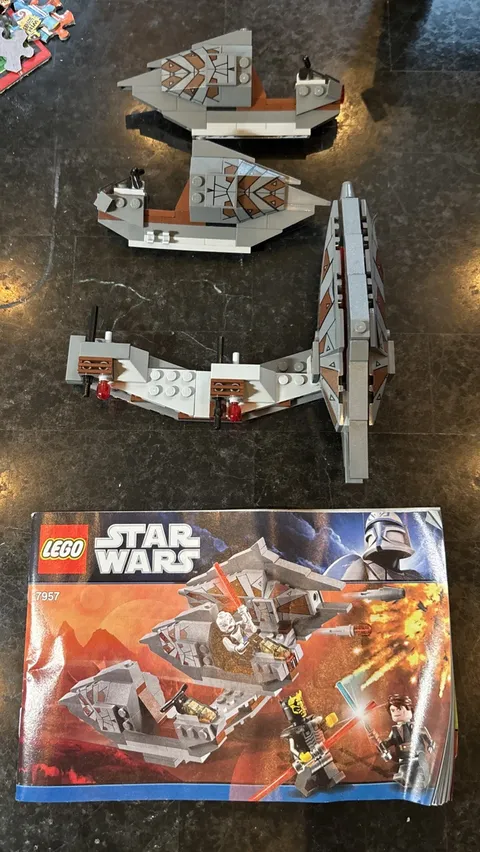 Lego #7957 Star Clone Wars Sith Nightspeeder Incomplete No Minifigures