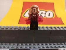 LEGO Minifigure Wanda Marvel