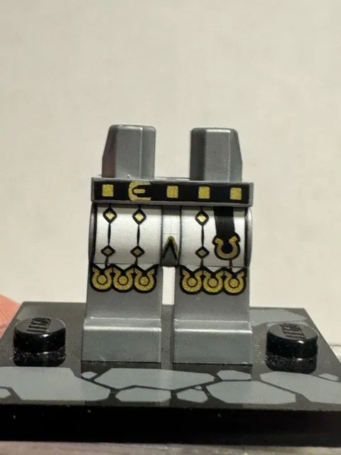 Lego Silver Metallic Grey Lowers Lower Pants Gold White Belt New Knight Castle 