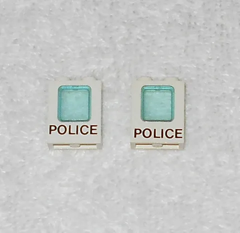 LEGO Police - (x2) White Windows w/ Blue Glass - 2377pb01 4862 - From 6642 1988