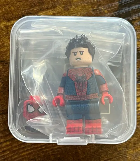 LEGO PCB Amazing Arachnid V2 Minifigure w/ Extra Head pad printed