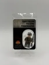 Brickmania WW2 Italian Folgore Paratrooper Brand New/Sealed