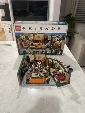 LEGO Ideas Friends Central Perk (21319) 90% Complete with All Figs +1 No Manuals