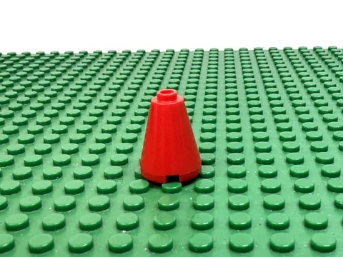 1993 LEGO Red Cone 2 x 2 x 2 w/Blocked Open Stud Aerial Acrobats 6345 #3942b