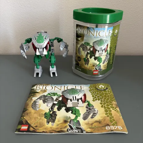 LEGO BIONICLE BOHROK KAL - LEHVAK KAL - 8576 - COMPLETE WITH MANUAL AND BOX