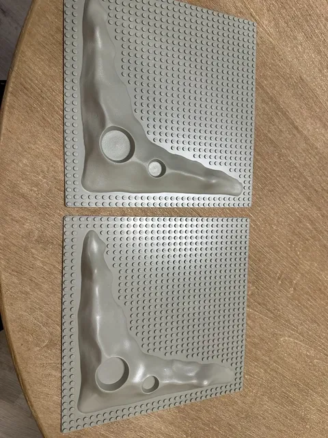 Vintage LEGO Base Plate – Lunar Space Crater Moon Raised Gray – 32x32 pegs