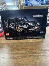 LEGO Technic: 1966 Ford GT40 MKII (42223)
