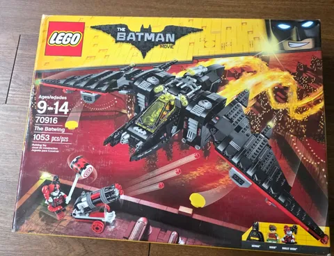 LEGO the LEGO Batman Movie: The Batwing 70916 1053 Pieces Harley Quinn Minifig