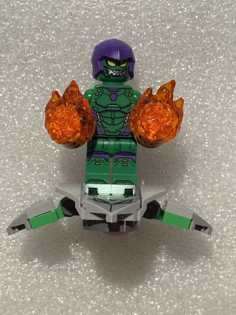 LEGO Green Goblin Minifigure + Pumpkin + Glider - 76324 Oscorp  Spider Man