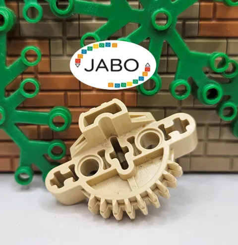 (S17/4/33) LEGO Bionicle 44810 Matoran Torso Upper Body Tan