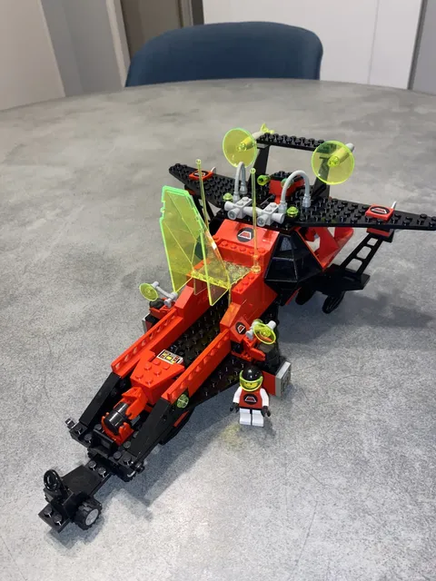Vintage LEGO Space: M-Tron Stellar Recon Voyager (6956) See description please.