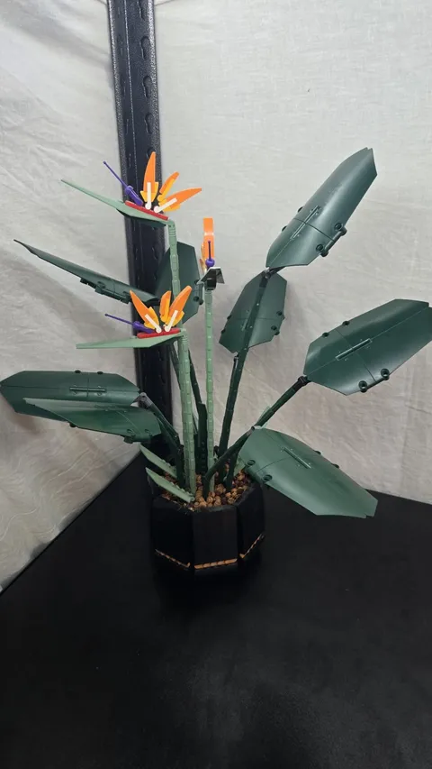 LEGO Botanicals: Bird of Paradise (10289) - no box or instructions