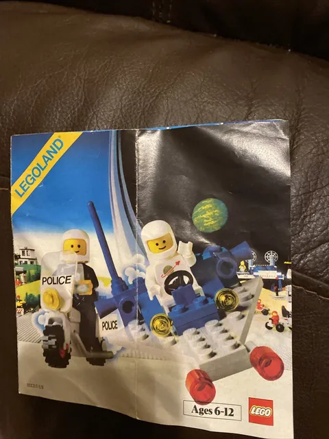 Vintage (1983) LEGO Castle Town Space Product Catalog Booklet Pamphlet - RARE