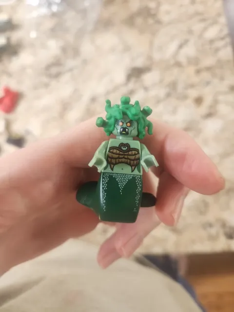 Lego Medusa 71001 Collectible Series 10 Minifigure Retired