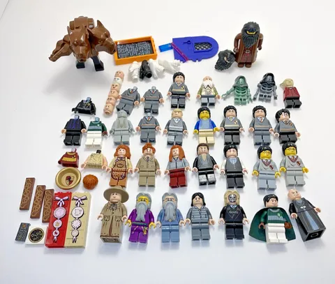 LEGO Harry Potter Minifigure & Rare Parts LOT - Rare parts from Hogwarts 5378