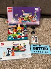 LEGO Space Alien Pack Lot 40715 40687 Space Diner Complete Figures Parts