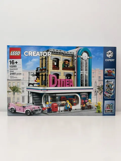 LEGO Creator 10260 : Downtown Diner 2480 Piece / Brand New Unopened Sealed