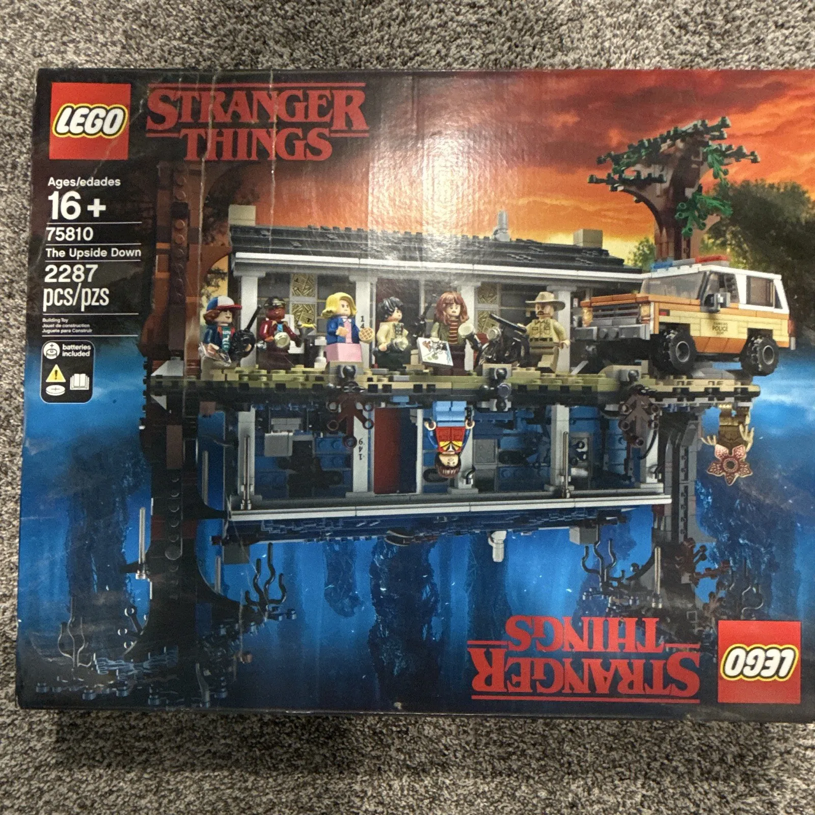 LEGO Stranger Things The Upside Down 75810 2287pcs 16+  (Factory Sealed)
