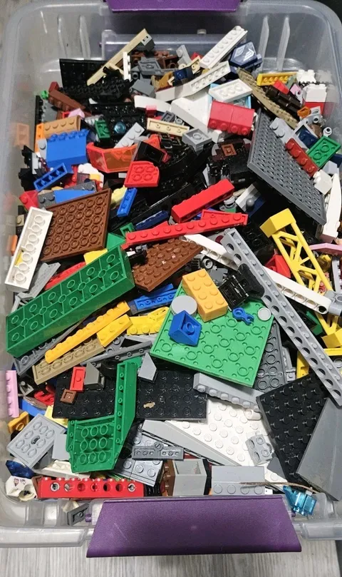 17.7 LBS LEGO Parts & Pieces Bulk Lot Vintage Mixed Bricks Plates Assorted Sets