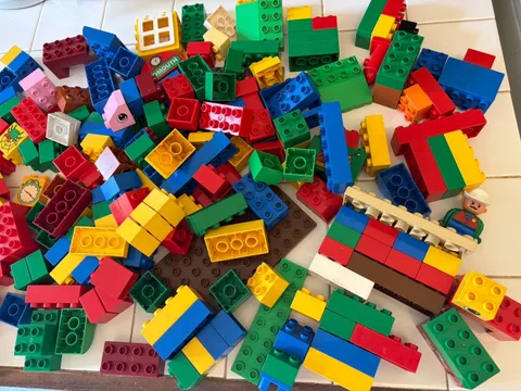 Large Mixed LEGO DUPLO LOT 5.2lbs 200+ Bricks