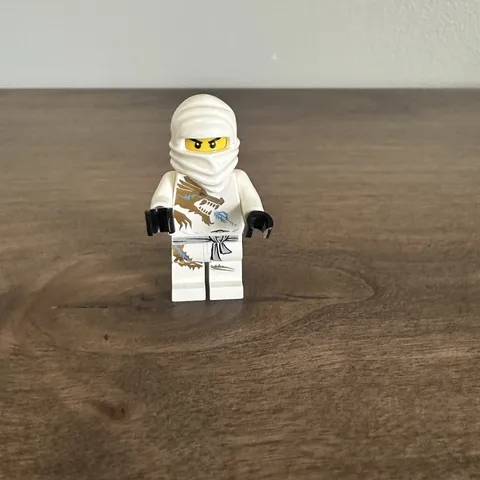 LEGO Ninjago Zane DX Minifigure White Dragon Suit njo0018