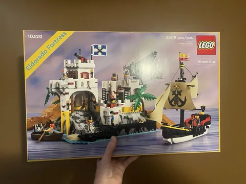 NEW/SEALED/RETIRED! - LEGO Icons: Eldorado Fortress (10320)