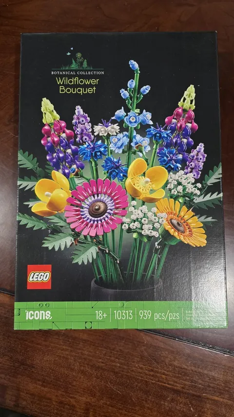LEGO Icons: Wildflower Bouquet (10313)