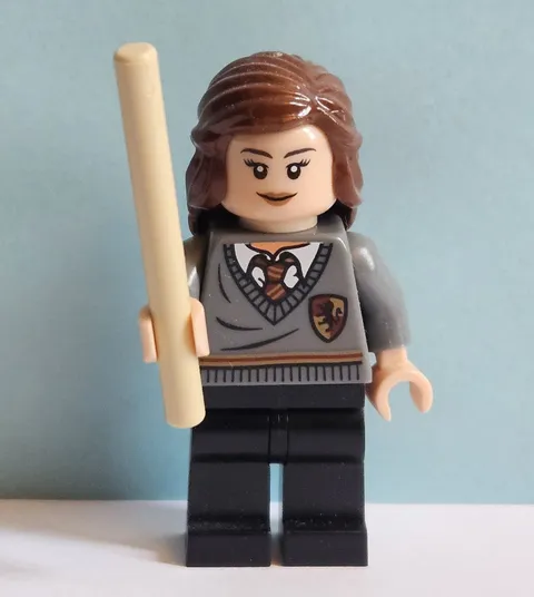 New Lego Harry Potter Hermione Granger  Minifigure with Wand  hp095  4842 4738