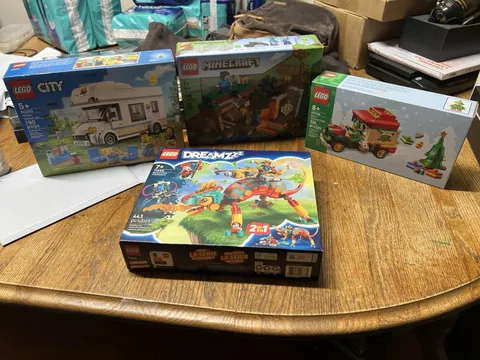 LEGO Bundle DreamZzz 71492 Minecraft 21166 Delivery Truck 40746