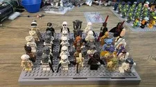 35 LEGO Star Wars Minifigures: Mace Windu, Kylo Ren, Yoda