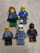 LEGO Minifigure Lot Police SWAT Snow Trooper Female Minifigs Mixed Parts Lot