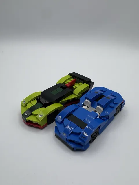 LEGO Speed Champions McLaren Elva and Ashton Martin Valkyrie Mini Cars