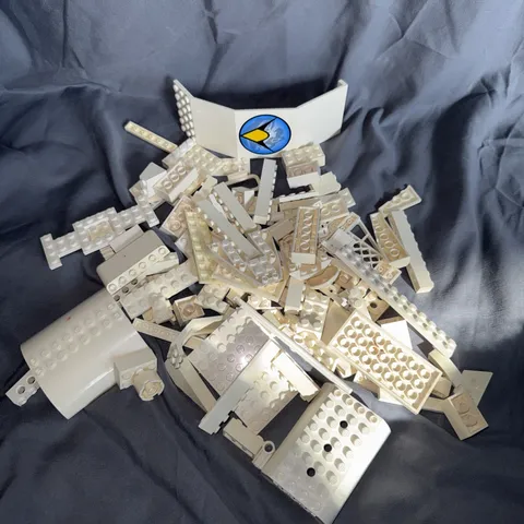 Bulk White LEGO Assorted 0.5 Pound Lot, Bricks, Plates, Tiles 8 Ounces