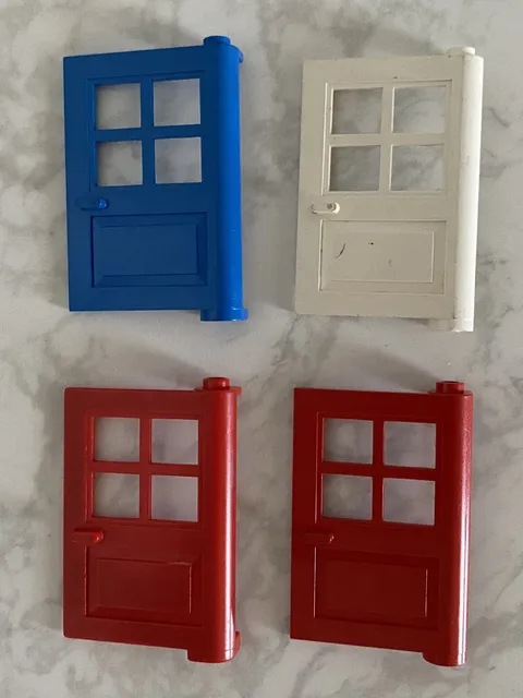 LEGO LOT OF 4 DOORS 1X4X5 WITH 4 PANES #3861 Red White Blue