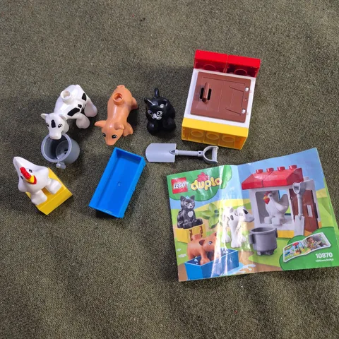 Lego Duplo 10870 Farm Animals Complete Set Chicken Pig Cow Cat Barn Manual NObox