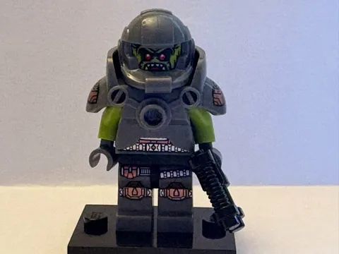  LEGO Alien Avenger Set 71000-11