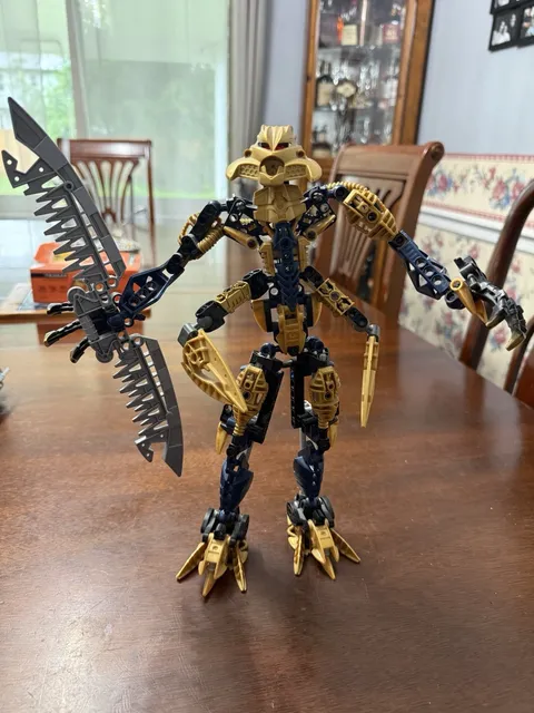 LEGO BIONICLE Brutaka Figure Gold/Black Custom Printed w/ Sword