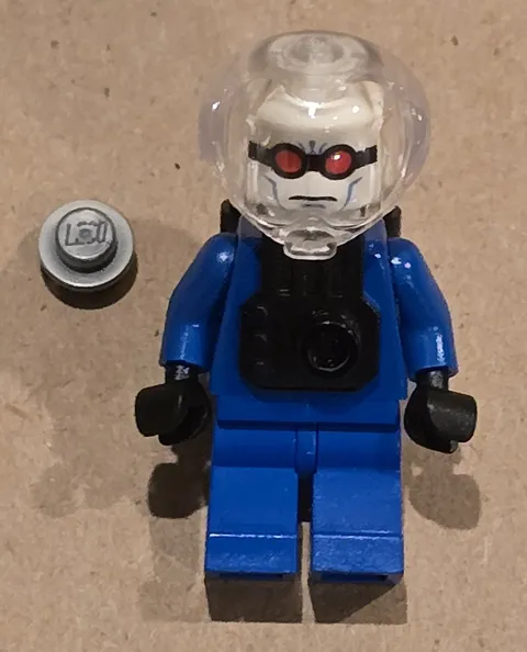 LEGO Batman - Mr. Freeze Key Chain Figure (key chain removed)