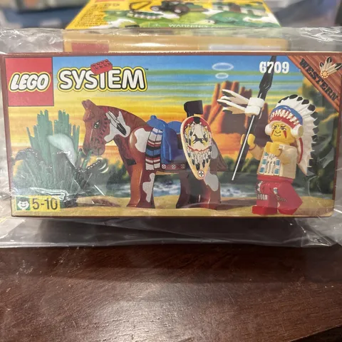 Retired LEGO Western: Tribal Chief (6709)