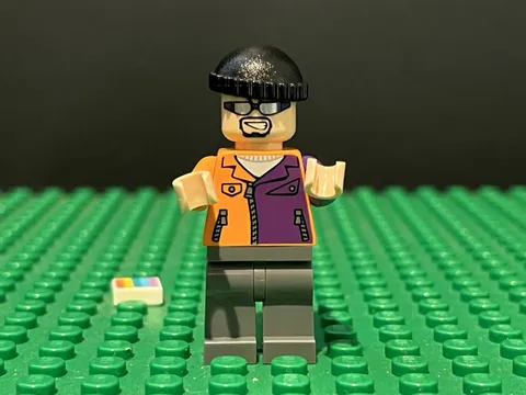 LEGO Two-Face's Henchman Minifigure Sunglasses Orange Purple sh0022