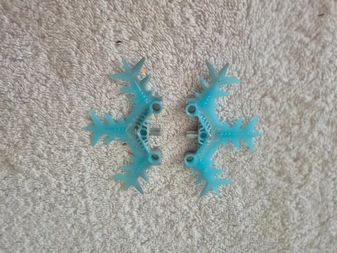 Lot of 2 LEGO Bionicle Weapon Ice Shield Half Trans-Light Blue 64266pb01