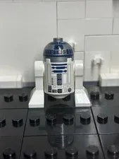 LEGO Star Wars R2-D2 Minifigure 75379