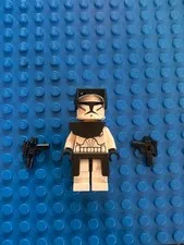 LEGO Star Wars - Clone Trooper Commander Minifigure sw0223 - Armor & Blasters