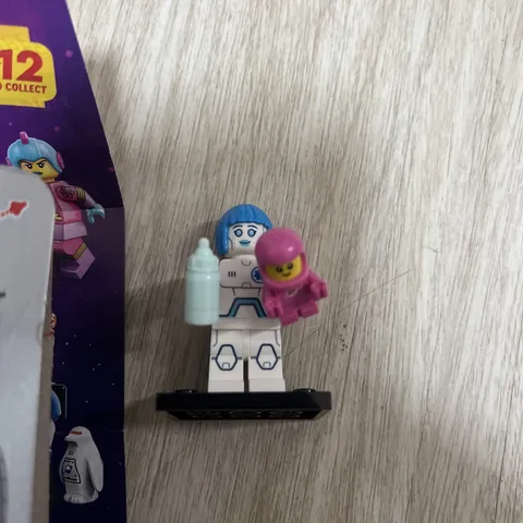 LEGO 71046 Series 26 SPACE Collectible Minifigures - Space Nurse