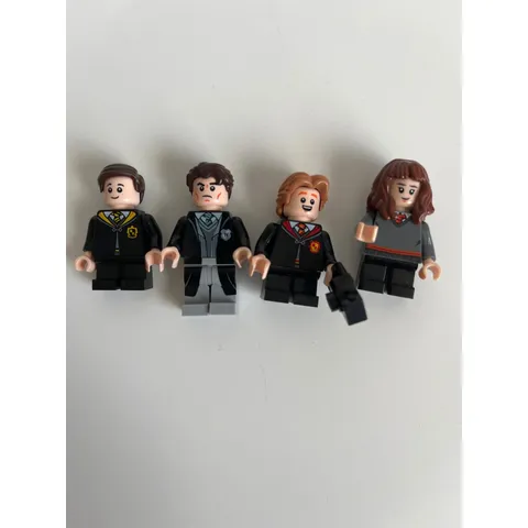 LEGO Harry Potter Minifigures Lot of 4 Hermione Ron Gryffindor Slytherin Hogwart