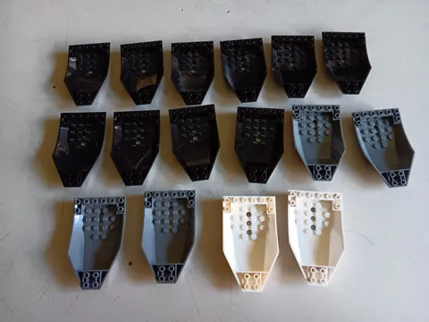 LEGO LOT OF 16 AIRPLANE COCKPIT CURVED 10X6X2 #47406 MIXED COLORS